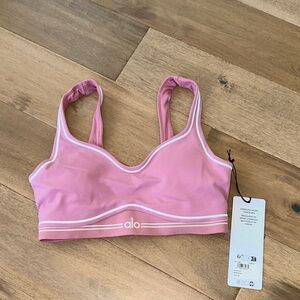 Sold out Alo NWT Airbrush Heart Throb Bra XS pink wild
